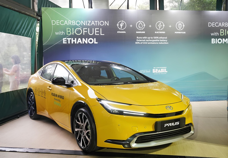Toyota apresenta protótipo do Prius híbrido plug-in flex, na Fenasucro & Agrocana 2025